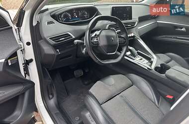 Внедорожник / Кроссовер Peugeot 3008 2017 в 