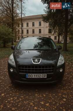 Внедорожник / Кроссовер Peugeot 3008 2010 в 