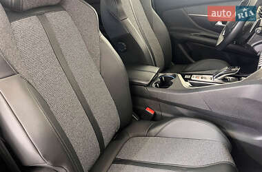 Внедорожник / Кроссовер Peugeot 3008 2019 в 