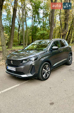 Позашляховик / Кросовер Peugeot 3008 2021 в Чернівцях