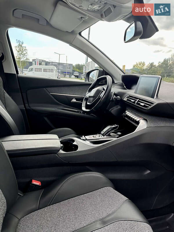 Позашляховик / Кросовер Peugeot 3008 2018 в Бориславі
