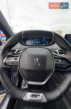 Позашляховик / Кросовер Peugeot 3008 2019 в 