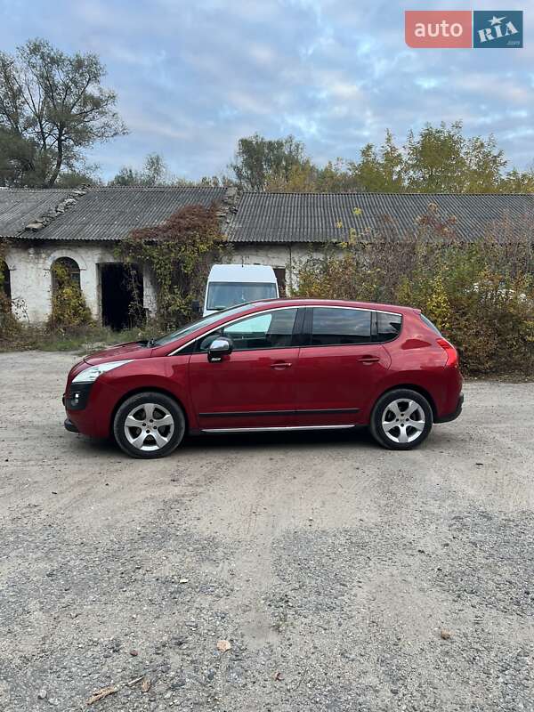Внедорожник / Кроссовер Peugeot 3008 2010 в Джурине фото 3 Внедорожник / Кроссовер Peugeot 3008 2010 в Джурине