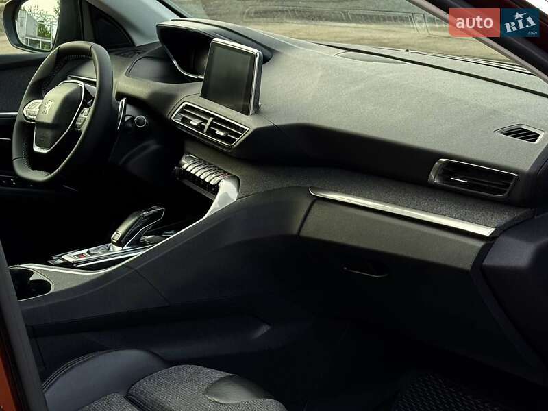 Позашляховик / Кросовер Peugeot 3008 2018 в Черкасах фото 6 Позашляховик / Кросовер Peugeot 3008 2018 в Черкасах