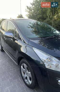 Позашляховик / Кросовер Peugeot 3008 2012 в Дубні