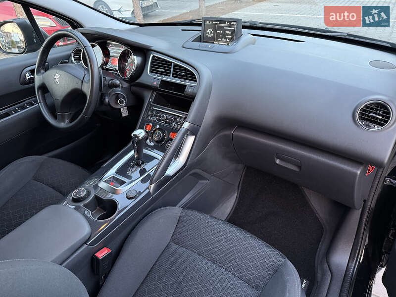 Внедорожник / Кроссовер Peugeot 3008 2014 в Ровно фото 14 Внедорожник / Кроссовер Peugeot 3008 2014 в Ровно