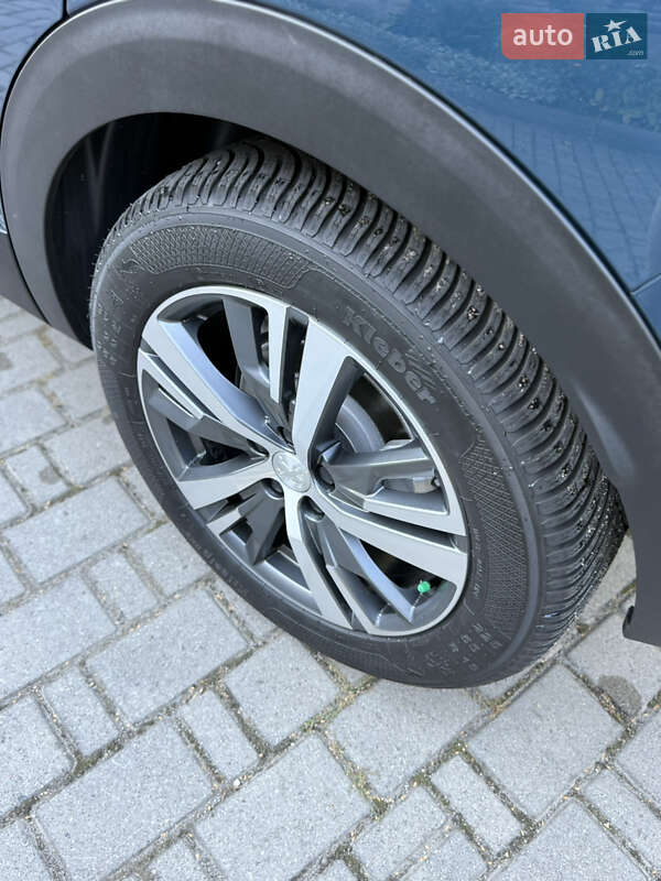 Внедорожник / Кроссовер Peugeot 3008 2022 в Ивано-Франковске