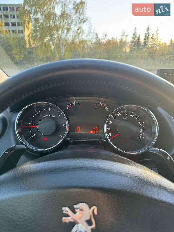 Внедорожник / Кроссовер Peugeot 3008 2014 в Львове