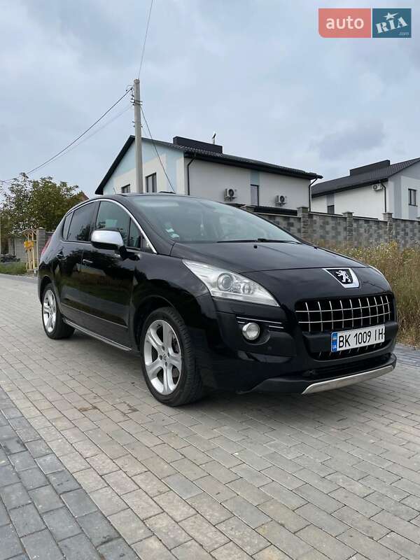 Позашляховик / Кросовер Peugeot 3008 2010 в Рівному