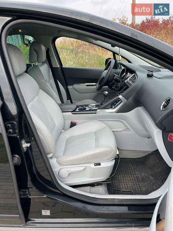 Позашляховик / Кросовер Peugeot 3008 2010 в Рівному