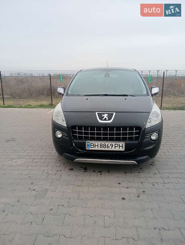 Внедорожник / Кроссовер Peugeot 3008 2011 в 