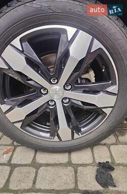 Внедорожник / Кроссовер Peugeot 3008 2020 в 