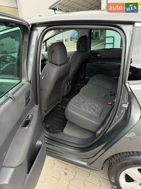 Внедорожник / Кроссовер Peugeot 3008 2012 в Луцке