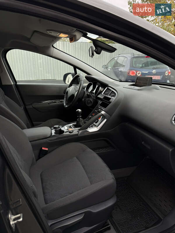 Внедорожник / Кроссовер Peugeot 3008 2012 в Луцке