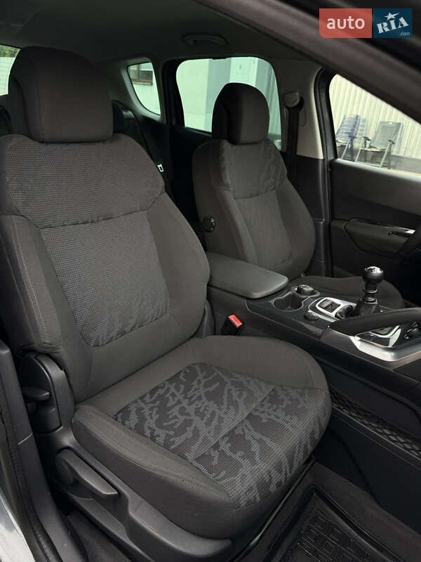 Внедорожник / Кроссовер Peugeot 3008 2012 в Луцке