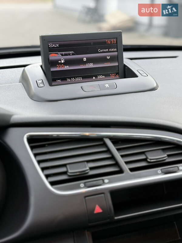 Внедорожник / Кроссовер Peugeot 3008 2012 в Луцке