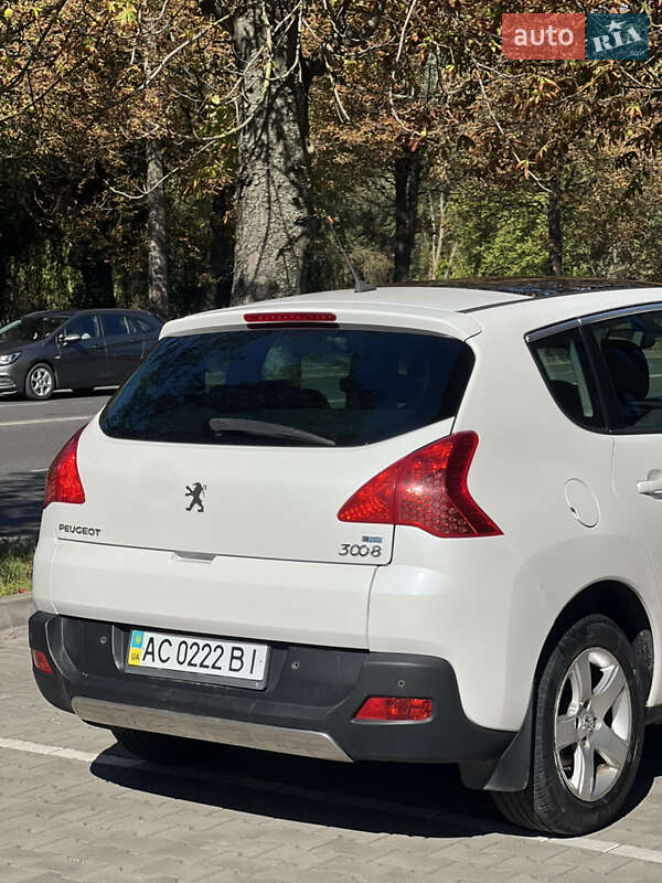 Внедорожник / Кроссовер Peugeot 3008 2011 в Луцке фото 2 Внедорожник / Кроссовер Peugeot 3008 2011 в Луцке