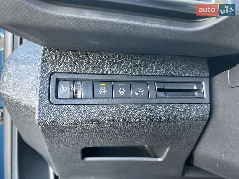 Позашляховик / Кросовер Peugeot 3008 2021 в Львові