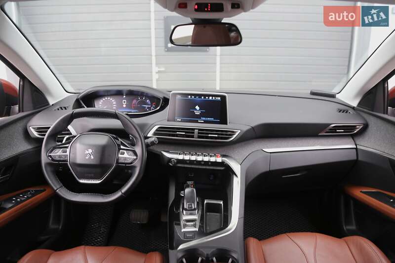 Внедорожник / Кроссовер Peugeot 3008 2016 в Киеве