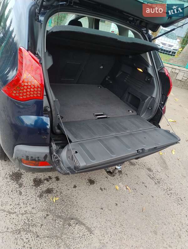 Внедорожник / Кроссовер Peugeot 3008 2009 в Луцке фото 6 Внедорожник / Кроссовер Peugeot 3008 2009 в Луцке