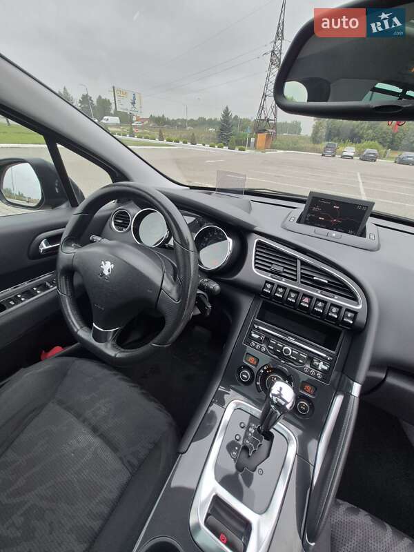Позашляховик / Кросовер Peugeot 3008 2013 в Львові фото 27 Позашляховик / Кросовер Peugeot 3008 2013 в Львові
