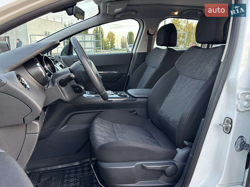Позашляховик / Кросовер Peugeot 3008 2010 в Черкасах