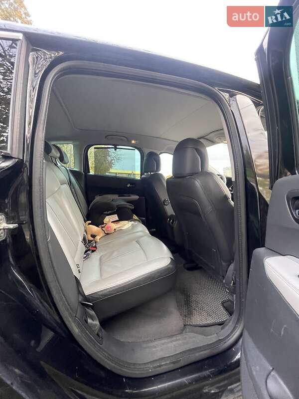 Внедорожник / Кроссовер Peugeot 3008 2012 в Луцке