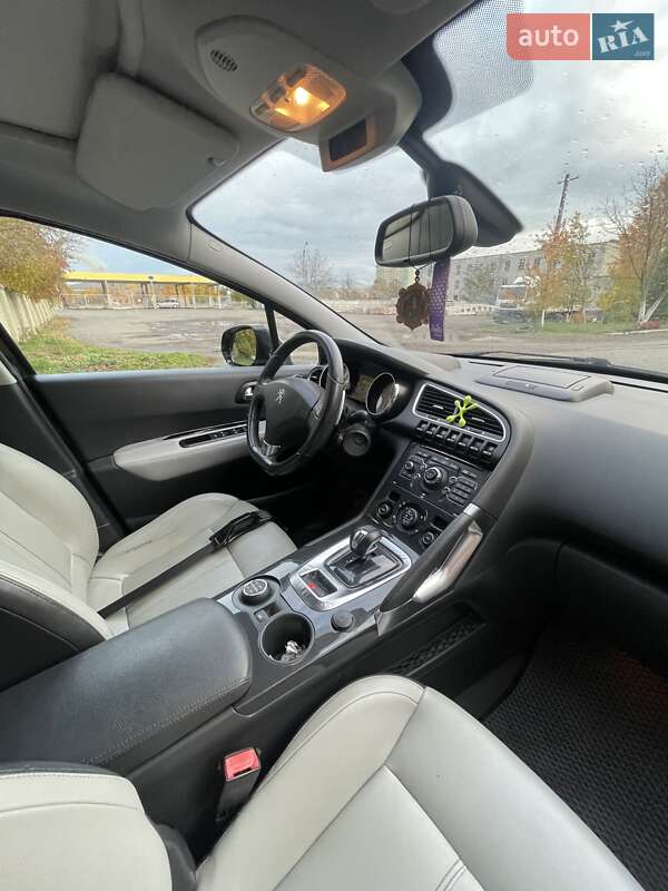Внедорожник / Кроссовер Peugeot 3008 2012 в Луцке