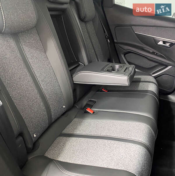 Позашляховик / Кросовер Peugeot 3008 2020 в Львові