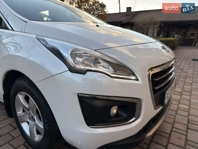 Внедорожник / Кроссовер Peugeot 3008 2015 в Ивано-Франковске