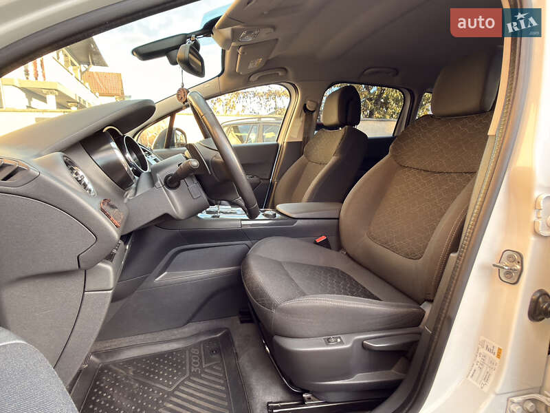 Внедорожник / Кроссовер Peugeot 3008 2015 в Ивано-Франковске