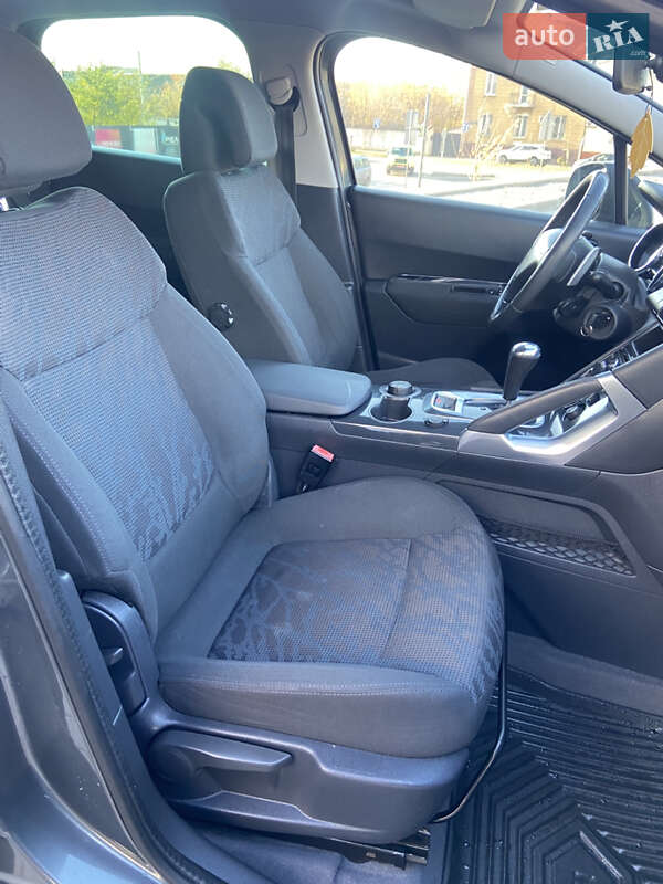 Внедорожник / Кроссовер Peugeot 3008 2012 в Львове фото 13 Внедорожник / Кроссовер Peugeot 3008 2012 в Львове