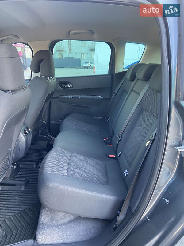 Внедорожник / Кроссовер Peugeot 3008 2012 в Львове фото 15 Внедорожник / Кроссовер Peugeot 3008 2012 в Львове