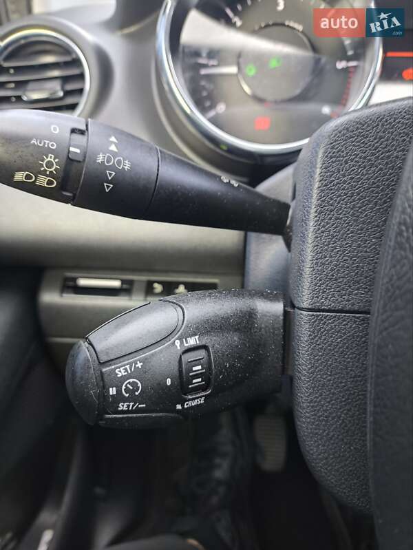 Внедорожник / Кроссовер Peugeot 3008 2012 в Ковеле