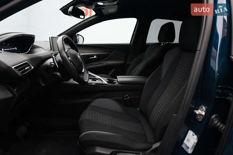 Внедорожник / Кроссовер Peugeot 3008 2023 в Киеве