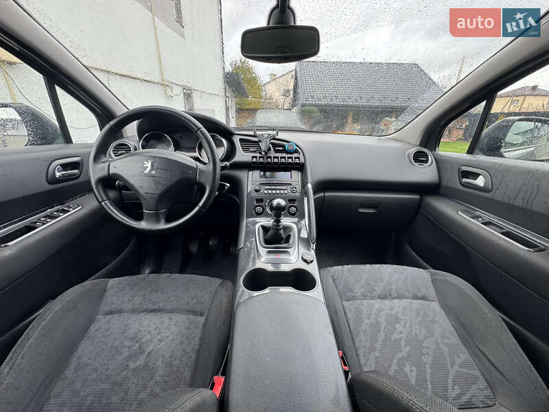 Позашляховик / Кросовер Peugeot 3008 2009 в Львові