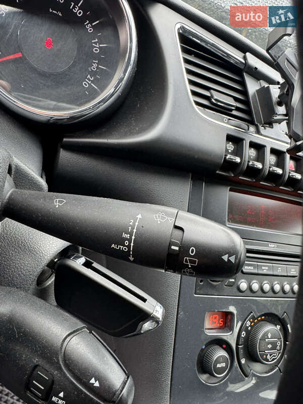 Позашляховик / Кросовер Peugeot 3008 2009 в Львові
