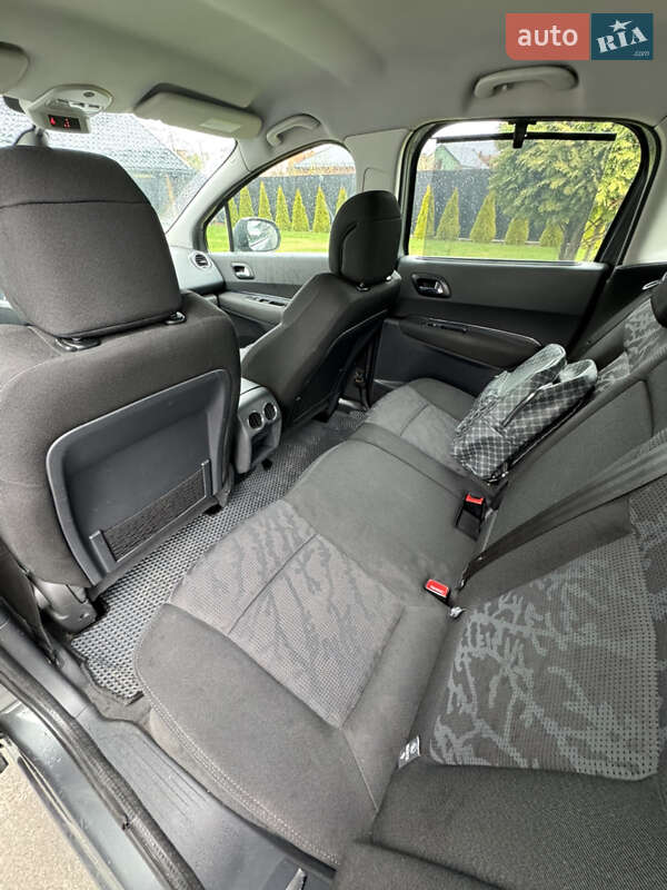 Позашляховик / Кросовер Peugeot 3008 2009 в Львові
