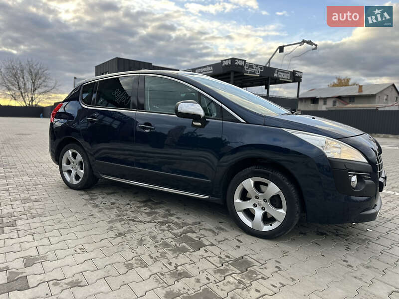 Позашляховик / Кросовер Peugeot 3008 2011 в Луцьку