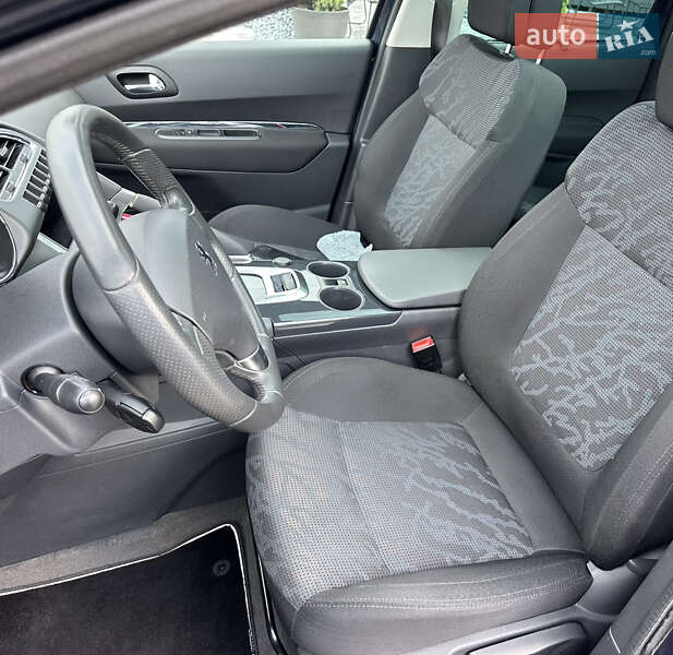 Позашляховик / Кросовер Peugeot 3008 2011 в Луцьку