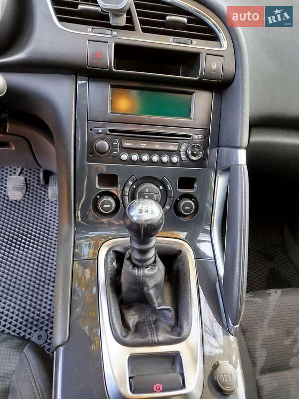 Внедорожник / Кроссовер Peugeot 3008 2011 в Черкассах фото 21 Внедорожник / Кроссовер Peugeot 3008 2011 в Черкассах