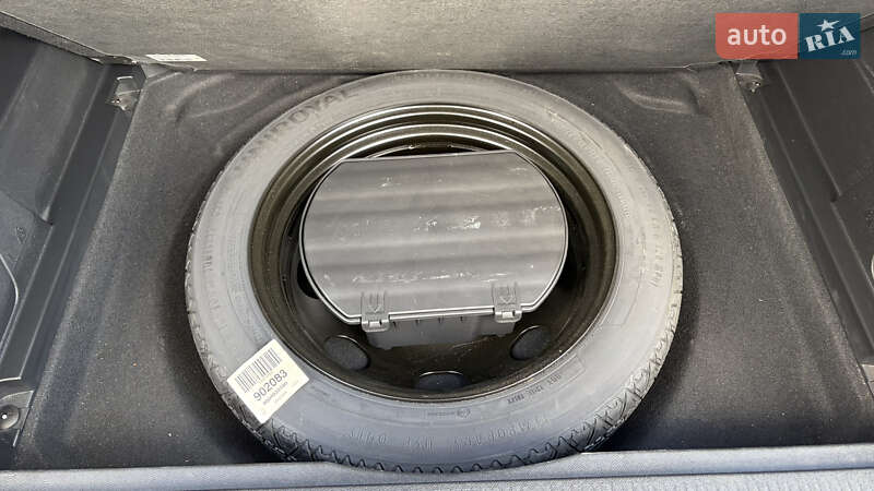 Внедорожник / Кроссовер Peugeot 3008 2018 в Киеве