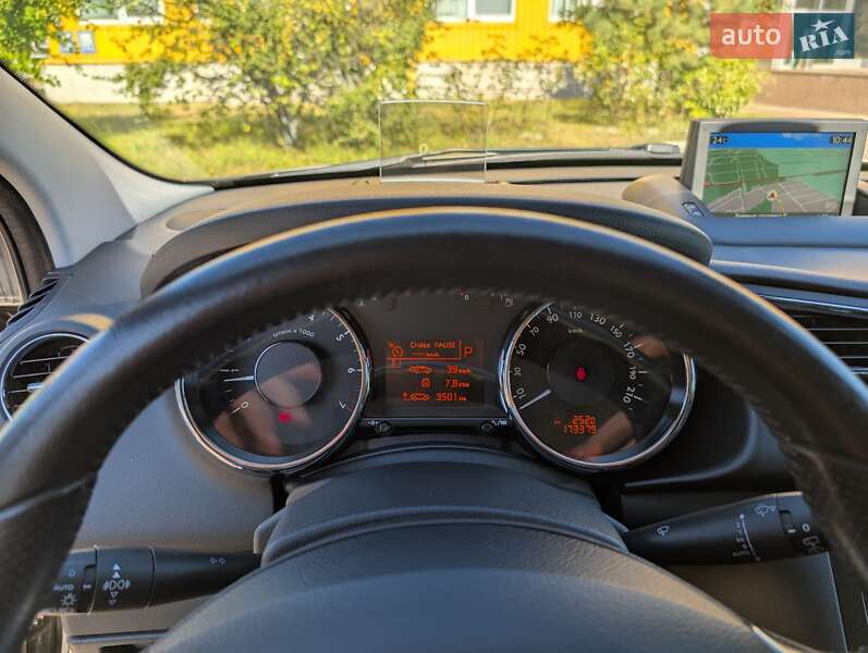 Позашляховик / Кросовер Peugeot 3008 2016 в Києві