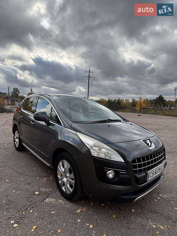 Позашляховик / Кросовер Peugeot 3008 2012 в Чернігові