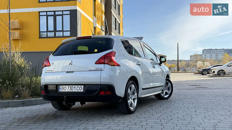 Внедорожник / Кроссовер Peugeot 3008 2010 в Ивано-Франковске