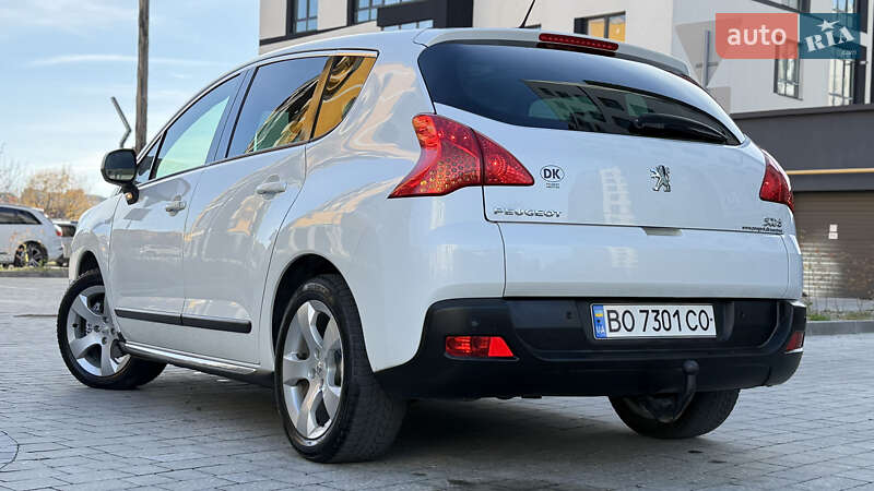 Внедорожник / Кроссовер Peugeot 3008 2010 в Ивано-Франковске