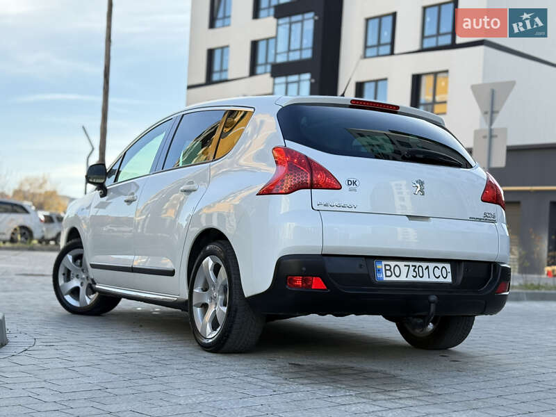 Внедорожник / Кроссовер Peugeot 3008 2010 в Ивано-Франковске
