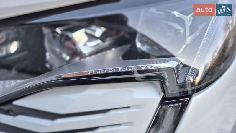 Позашляховик / Кросовер Peugeot 3008 2020 в Володимирі