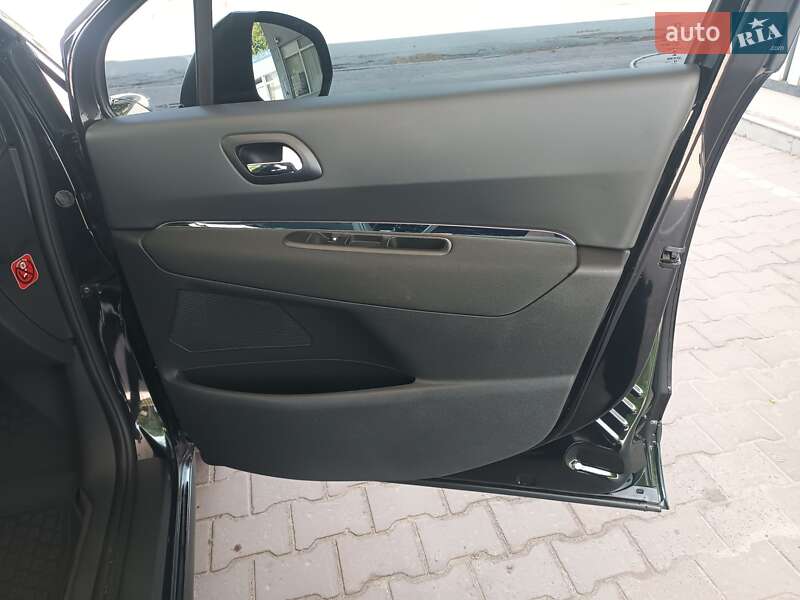 Внедорожник / Кроссовер Peugeot 3008 2014 в Житомире фото 29 Внедорожник / Кроссовер Peugeot 3008 2014 в Житомире