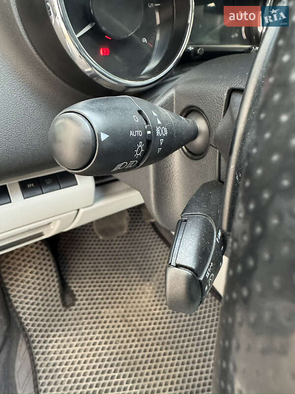 Позашляховик / Кросовер Peugeot 3008 2014 в Виноградові